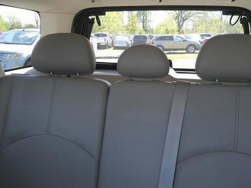 Used 2009 Mercury Mariner Premier FWD image 8