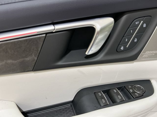 New 2027 Buick Enclave Avenir FWD image 23