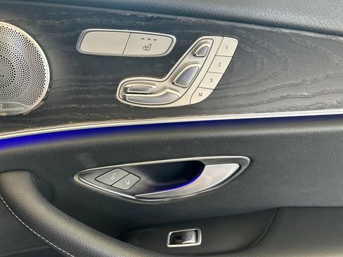 Used 2019 Mercedes-Benz E 300 image 27