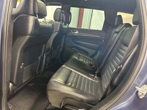 Used 2020 Jeep Grand Cherokee Limited X image 11
