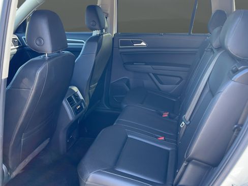 Used 2018 Volkswagen Atlas SEL w/ R-Line Package AWD/4WD image 23