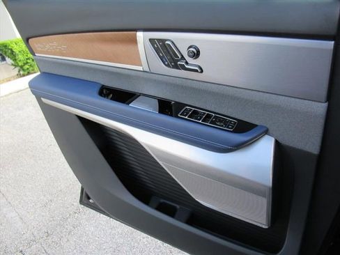 New 2026 Cadillac Vistiq Premium Luxury image 27