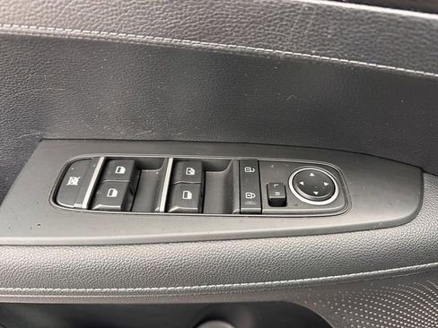 Used 2023 Kia Forte GT-Line w/ GT-Line Technology Package image 14