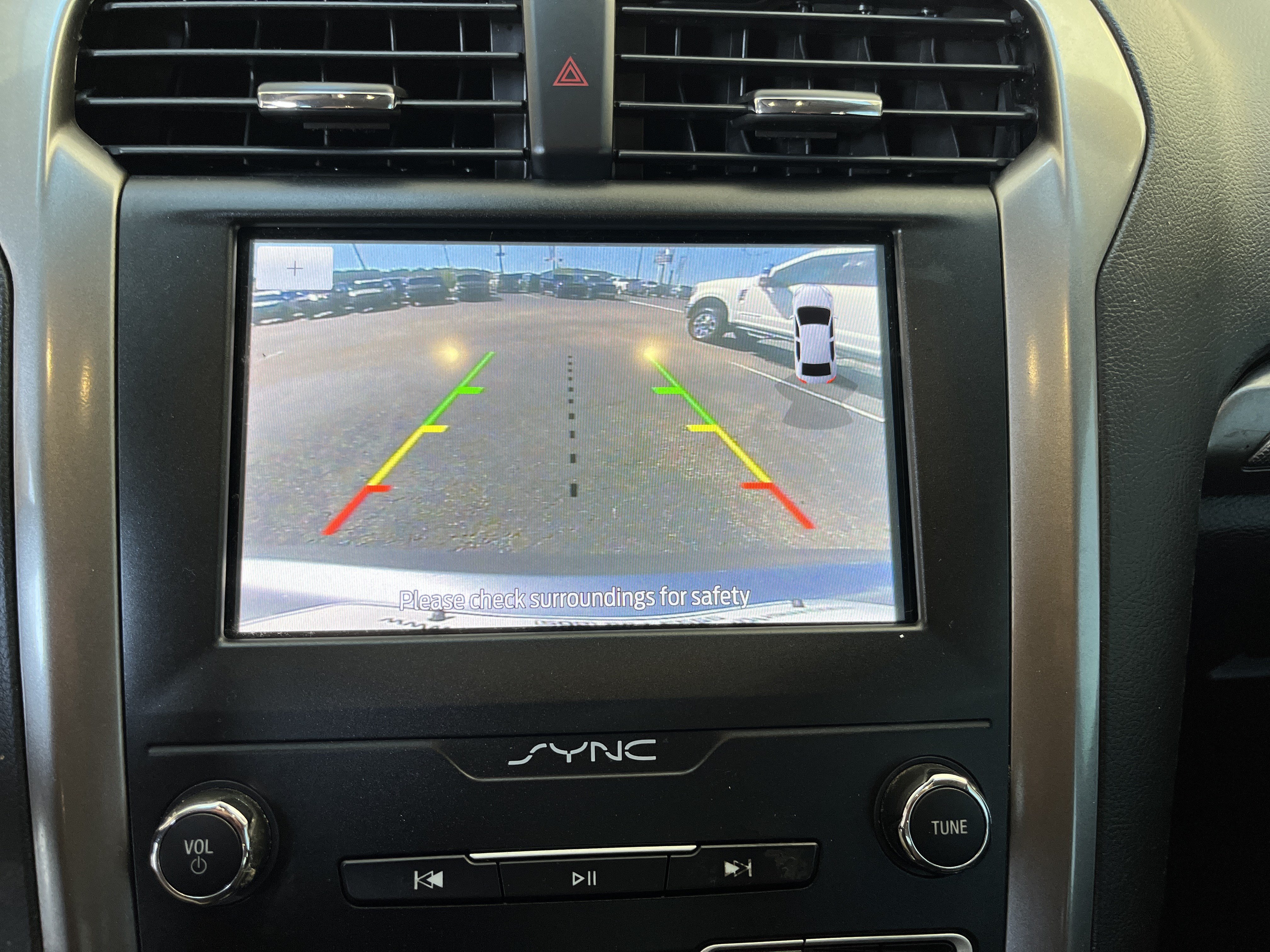 Certified 2020 Ford Fusion SE FWD image 16