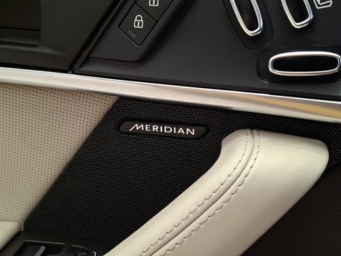 Used 2021 Jaguar F-TYPE R AWD/4WD image 20