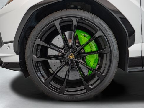 Used 2024 Lamborghini Urus S AWD/4WD image 24