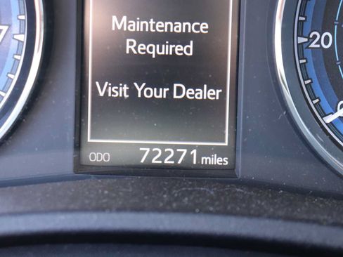 Used 2019 Toyota Corolla SE FWD image 11