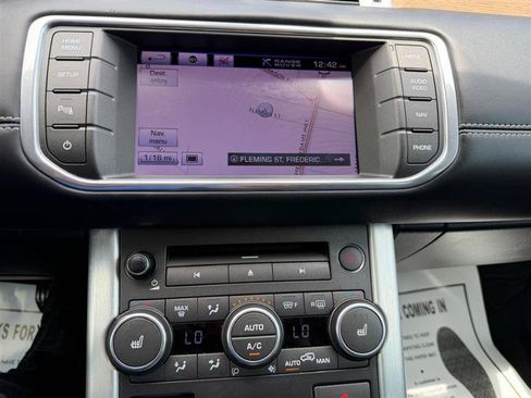 Used 2013 Land Rover Range Rover Evoque Prestige w/ Prestige Premium Pkg AWD/4WD image 18
