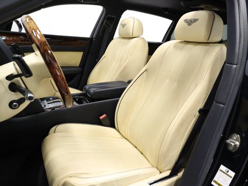 Used 2015 Bentley Flying Spur V8 AWD/4WD image 16