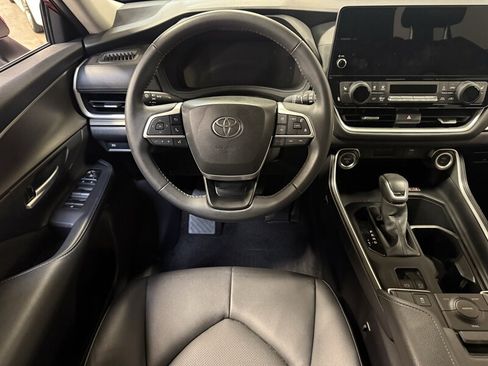 Used 2026 Toyota Grand Highlander AWD Hybrid image 16