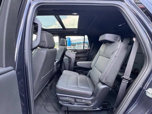 Used 2024 Chevrolet Tahoe RST w/ Luxury Package AWD/4WD image 12