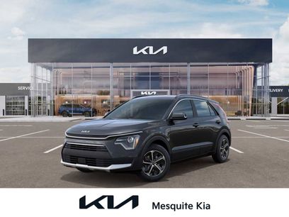 New 2025 Kia Niro EX