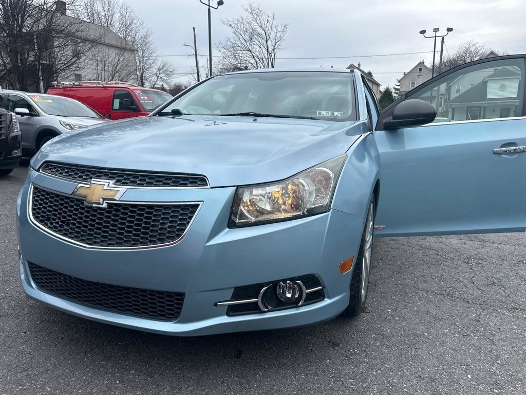 Used 2011 Chevrolet Cruze LTZ w/ RS Package FWD image 39