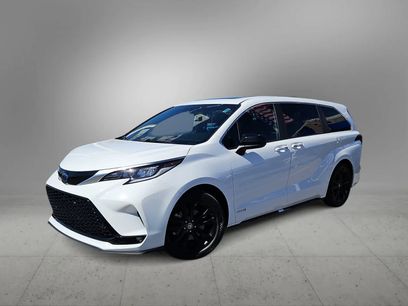 Used 2021 Toyota Sienna XSE