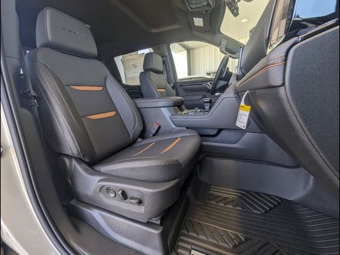 New 2026 GMC Sierra 1500 AT4 w/ AT4 Premium Package image 16