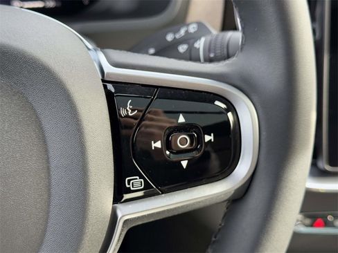 Used 2026 Volvo XC90 B6 Plus w/ Protection Package image 20