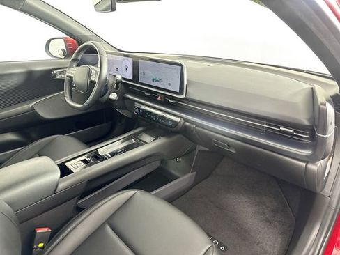 Used 2024 Hyundai Ioniq 6 SEL image 30