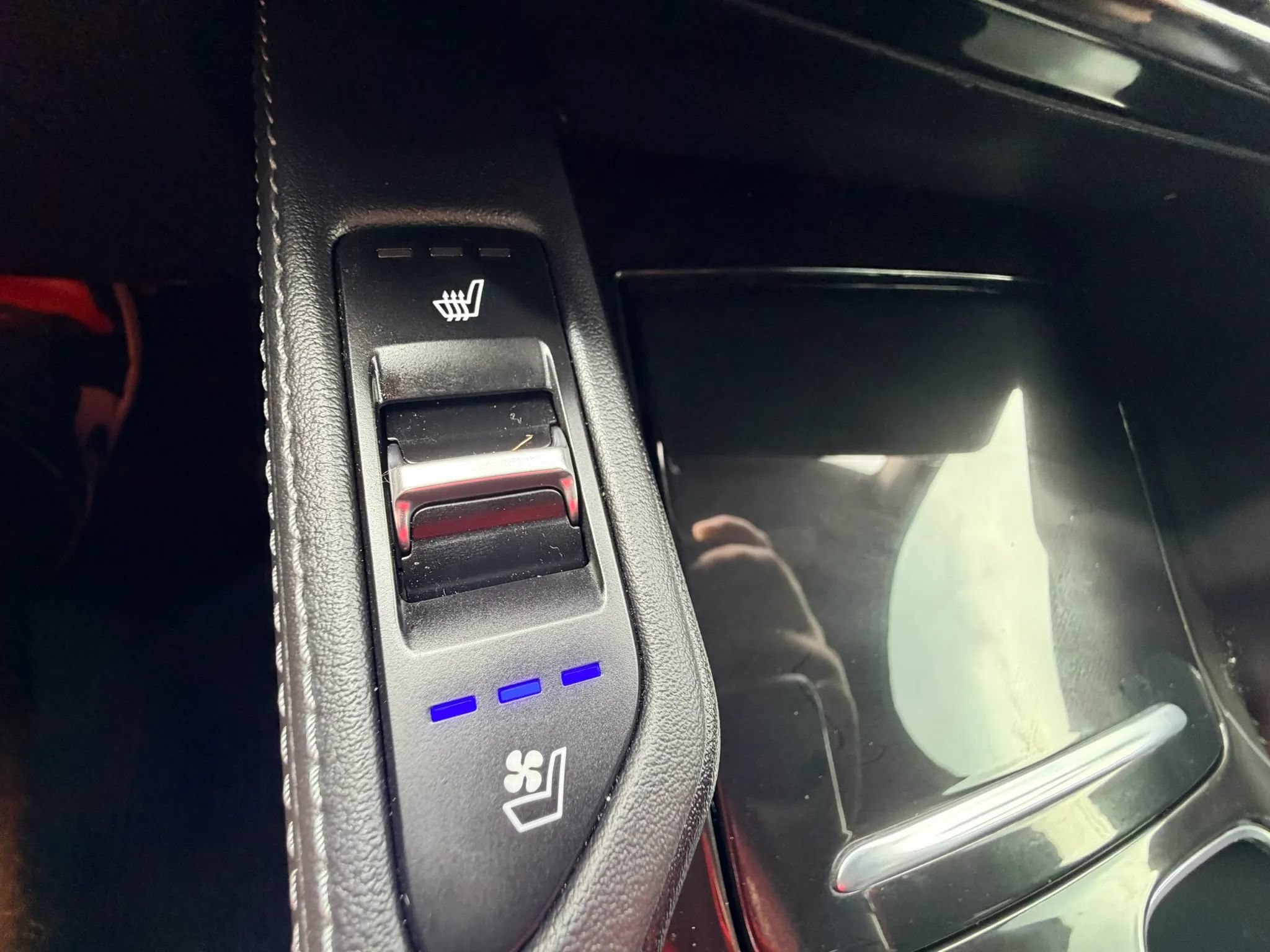Used 2024 Kia Telluride SX Prestige X-Line AWD/4WD image 21
