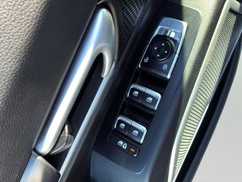 Used 2021 Kia Telluride LX image 21