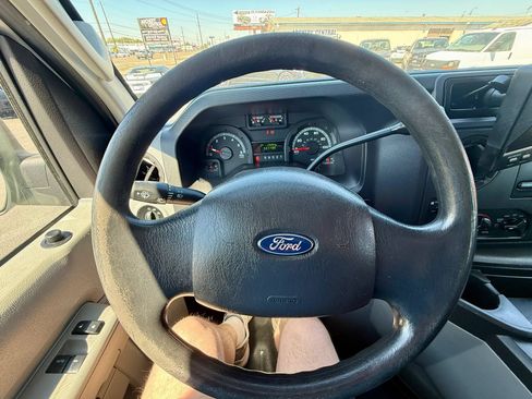Used 2013 Ford E-150 and Econoline 150 w/ PWR Group RWD image 10