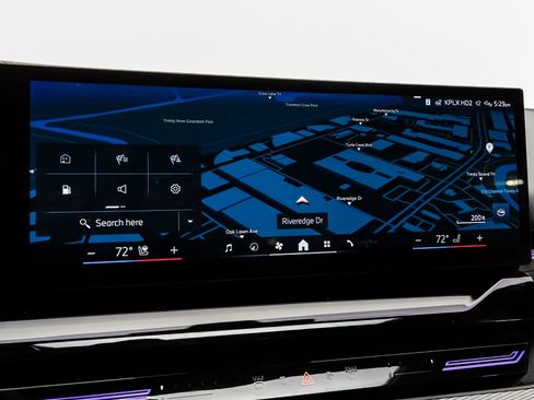 Used 2026 BMW 530i w/ M Sport Package image 26