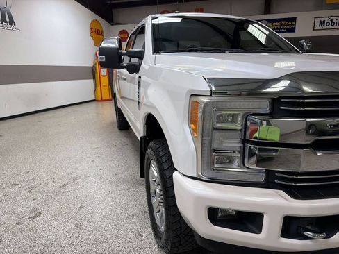 Used 2017 Ford F250 Platinum w/ Platinum Ultimate Package AWD/4WD image 14