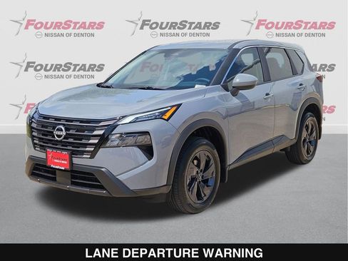 New 2026 Nissan Rogue SV FWD image 9