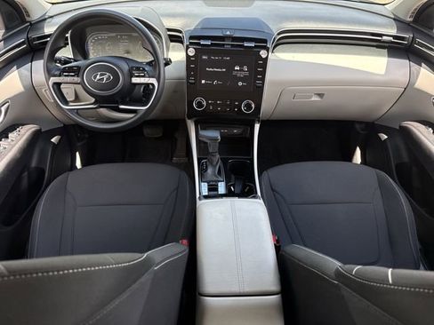 Used 2023 Hyundai Tucson SE AWD/4WD image 11