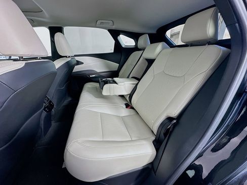 Used 2024 Lexus RX 350h image 24