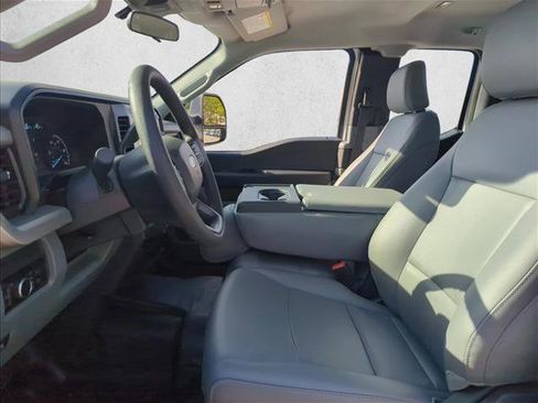New 2025 Ford F350 XL image 4
