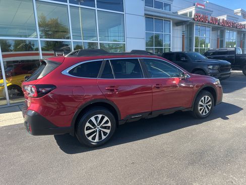 Used 2020 Subaru Outback Premium AWD/4WD image 3