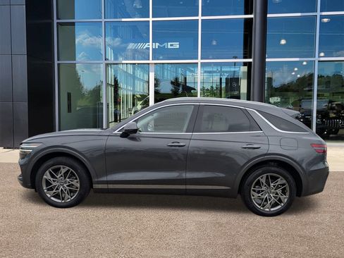 Used 2022 Genesis GV70 2.5T w/ Advanced Package image 8