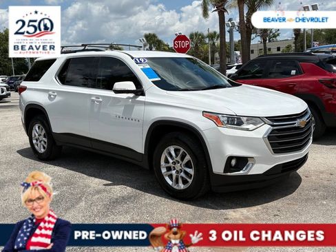 Used 2019 Chevrolet Traverse LT FWD image 9