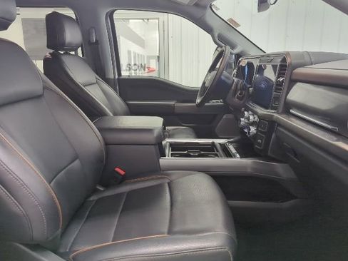 Used 2025 Ford F350 Lariat w/ Lariat Ultimate Package AWD/4WD image 12