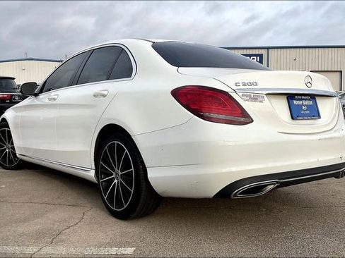 Used 2019 Mercedes-Benz C 300 Sedan image 3