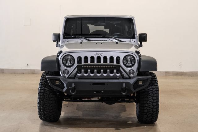 Used 2015 Jeep Wrangler Unlimited Sport AWD/4WD image 3