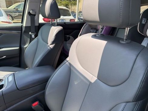 Certified 2023 Hyundai Santa Fe SEL w/ Premium Package image 9