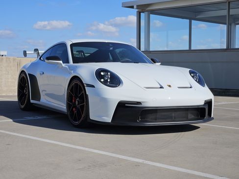 Certified 2022 Porsche 911 GT3 image 10