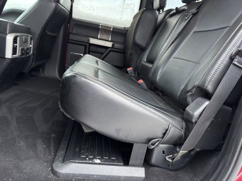 Used 2019 Ford F350 Lariat w/ Chrome Package image 10