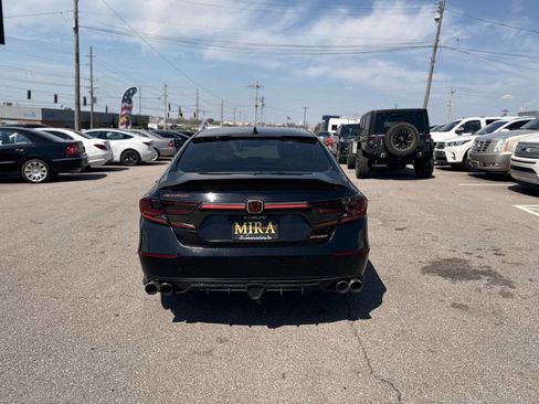 Used 2018 Honda Accord Sport image 7