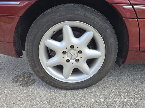 Used 2003 Mercedes-Benz C 320 4MATIC Sedan image 12