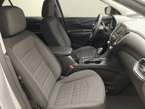 Used 2022 Chevrolet Equinox LT AWD/4WD image 21
