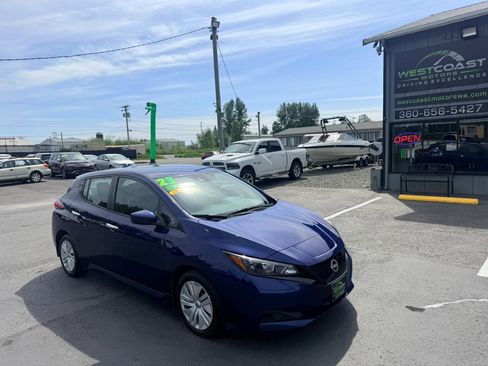 Used 2023 Nissan Leaf S FWD image 1