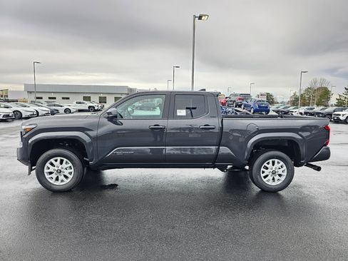 New 2026 Toyota Tacoma SR5 AWD/4WD image 2