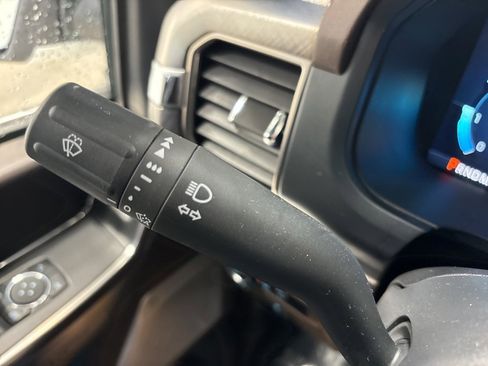 Used 2024 Ford F150 King Ranch w/ FX4 Off-Road Package image 42