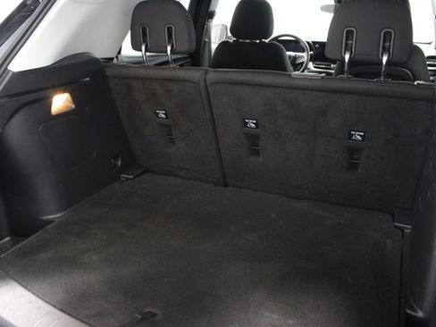 Used 2025 Chevrolet TrailBlazer LT w/ LT Cold Weather Package FWD image 15