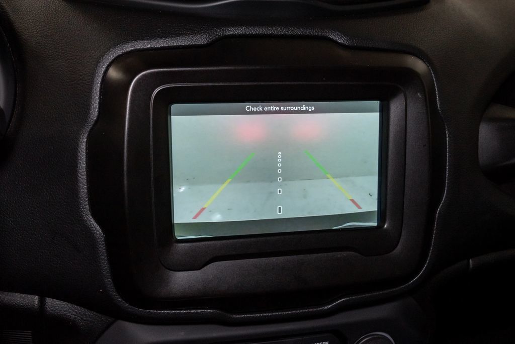 Used 2021 Jeep Renegade Sport FWD image 16