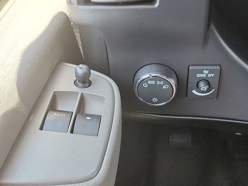 Used 2024 GMC Savana 2500 w/ Driver Convenience Package RWD image 10
