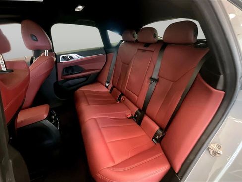 Used 2022 BMW 430i Gran Coupe w/ M Sport Package RWD image 17