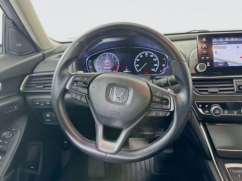 Used 2019 Honda Accord Touring image 18